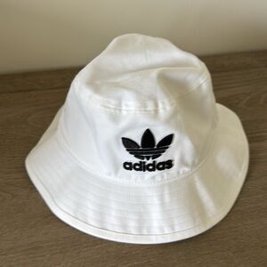 adidas Originals White Bucket Hat